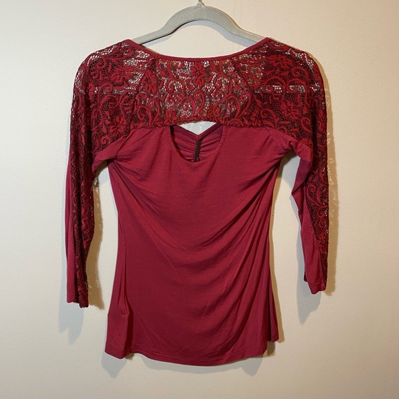 Candies Maroon Top - Picture 2 of 3